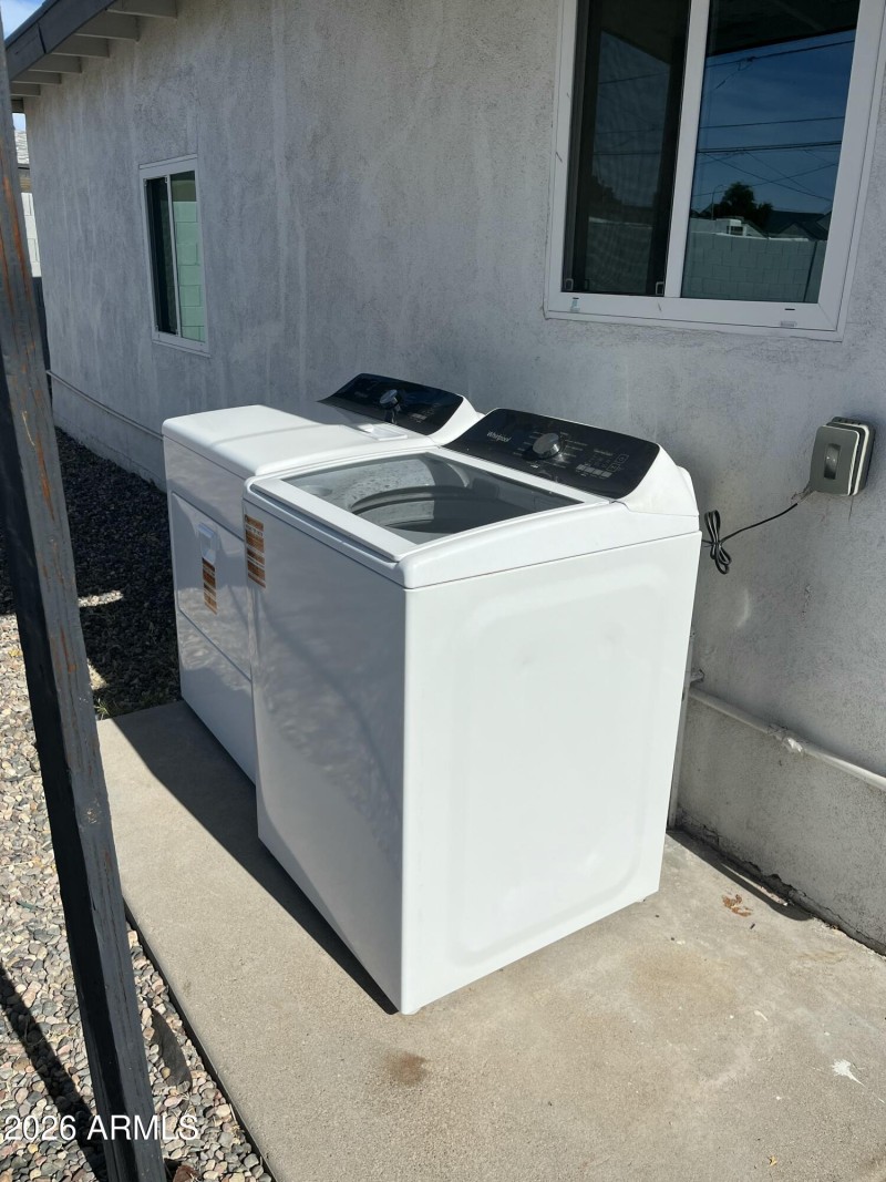 D4165CD7-DA3A-4797-A0E1-6D5621D096B1