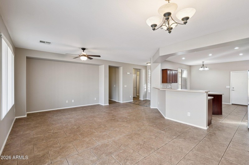 8-web-or-mls-15454-w-statler-cir