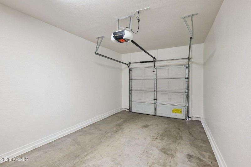 27-web-or-mls-15454-w-statler-cir