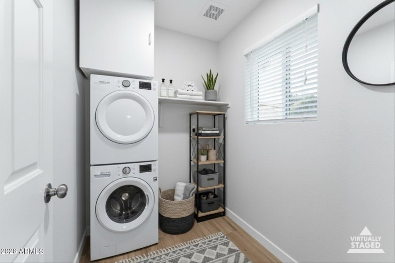 42-Laundry (virtually staged)