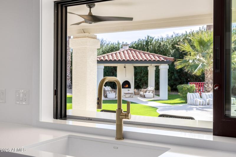 Pass-thru to Outside with Patio Seating