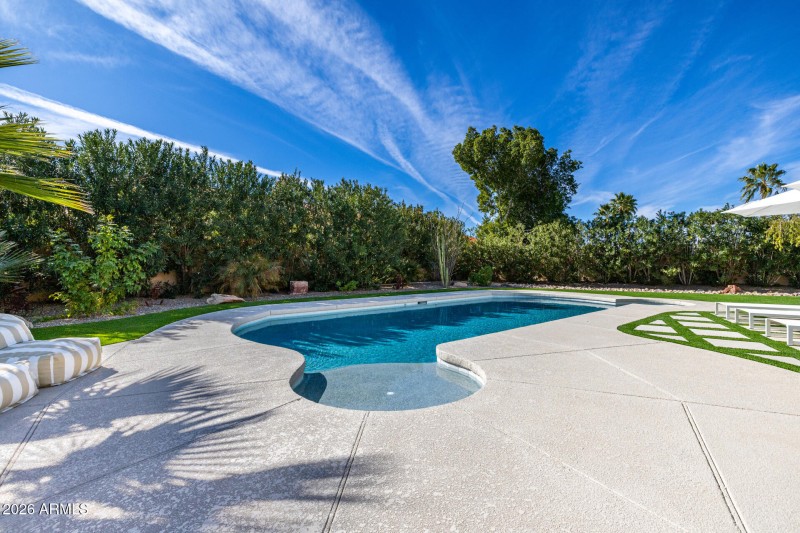 New Pebble finish, tile & hardscape