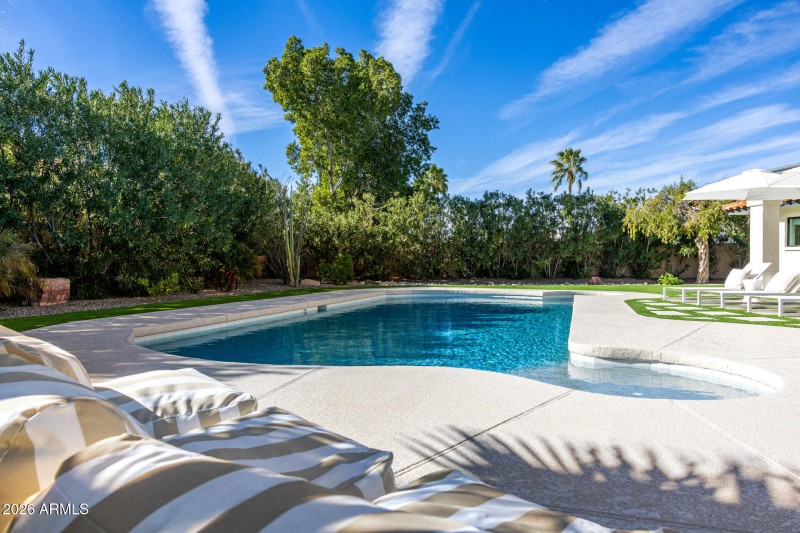 Resort style living with privacy