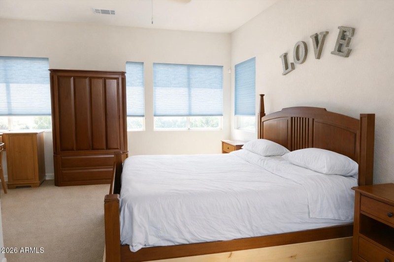 6E09EEE9-F38C-441C-B65F-4864FFCA9FB1