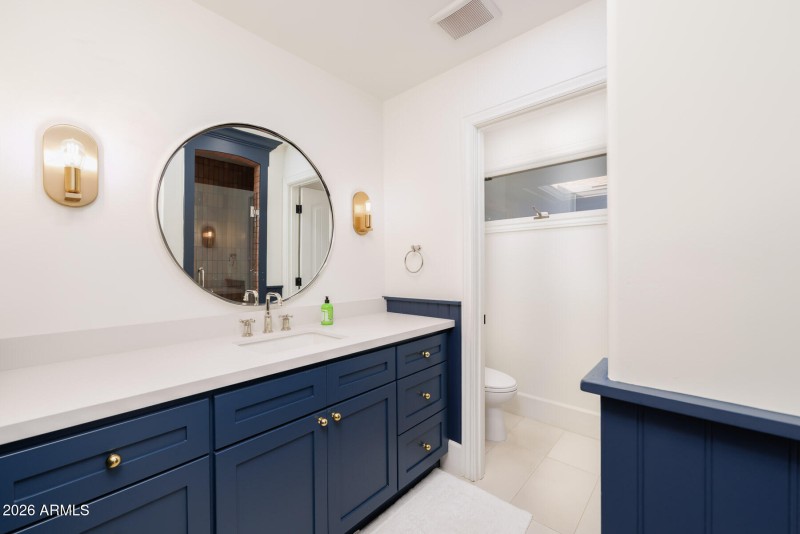 E Hermosa Vista Dr (4041)-24