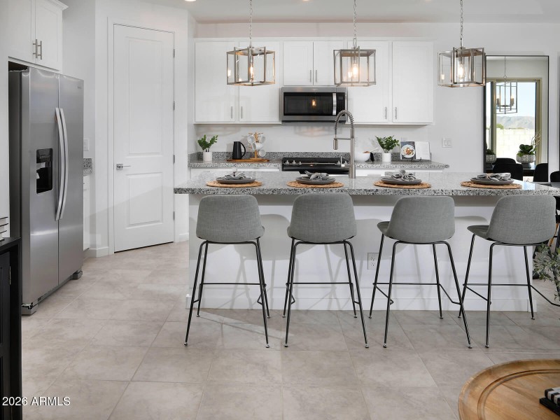 PHX_EnclaveOlive_Carson_Crisp_Kitchen