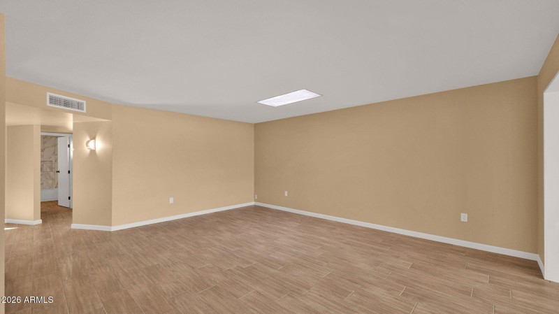 11-web-or-mls-P1431425