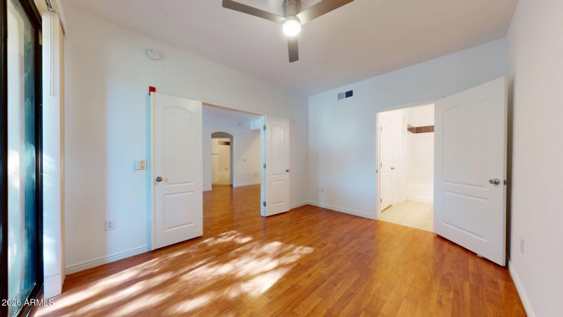 6900-E-Princess-Dr-Unit-2600-01262026_15