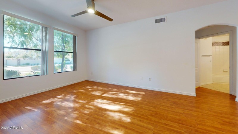 6900-E-Princess-Dr-Unit-2600-Living-Room