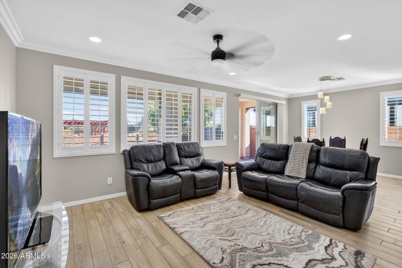 8-web-or-mls-57- S 229th Way