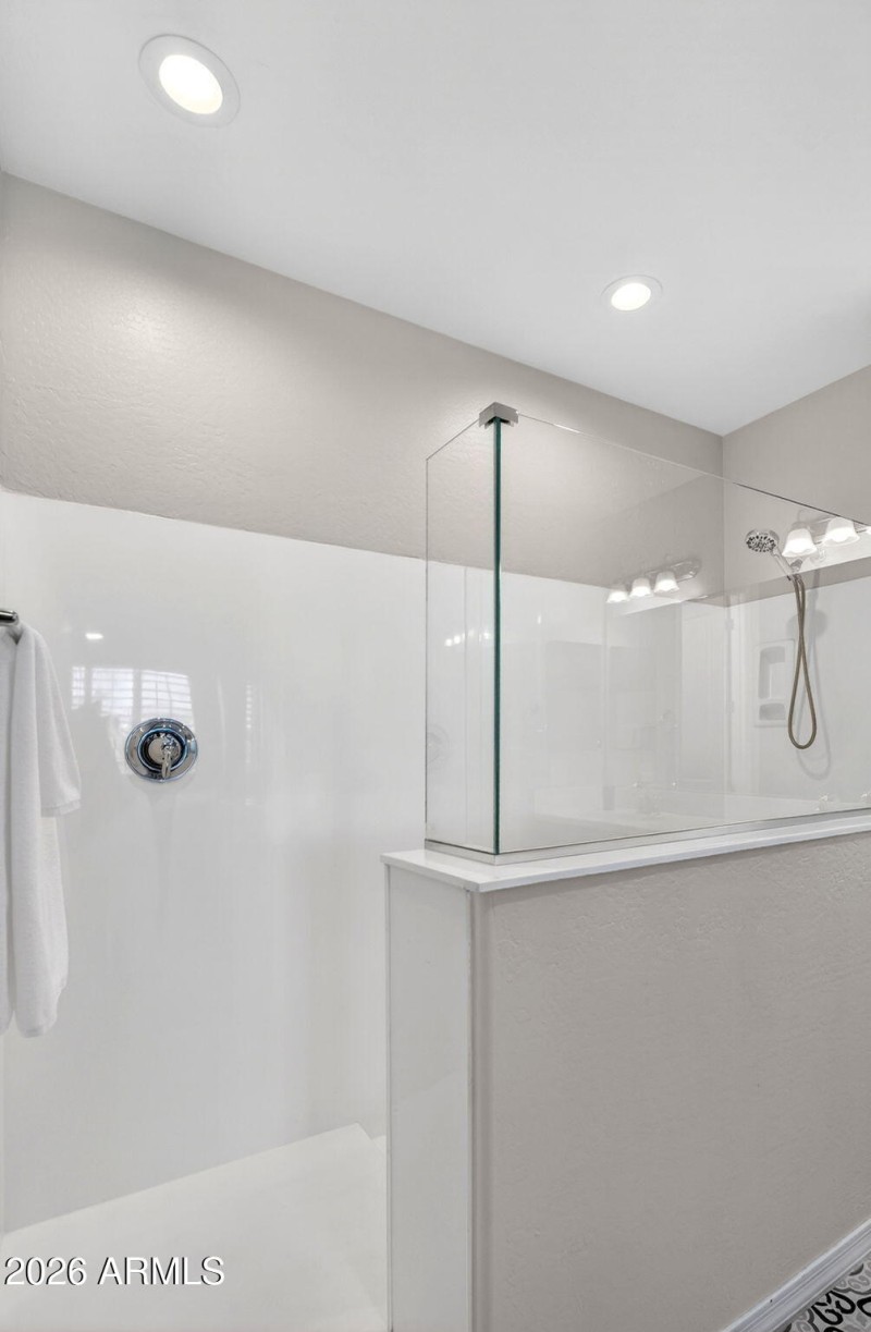 30-web-or-mls-76- S 229th Way