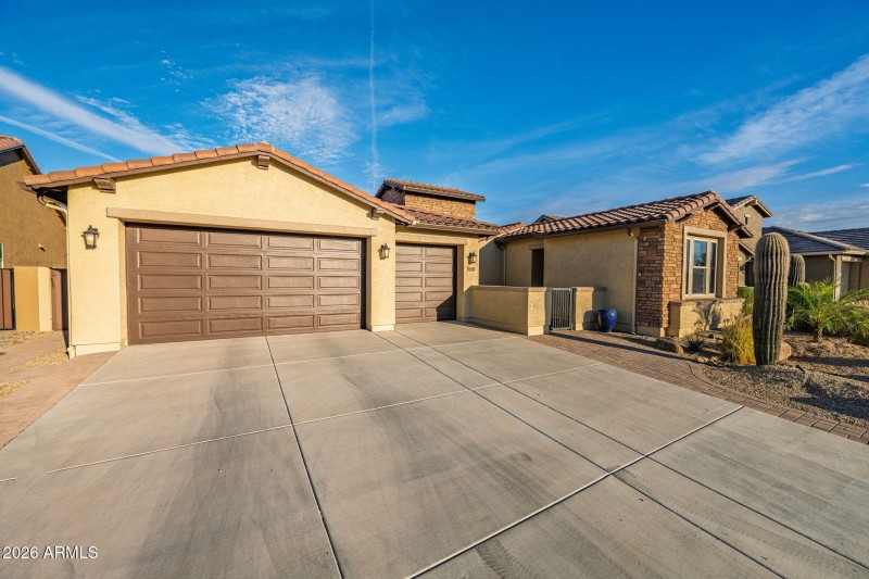 4-web-or-mls-5691 N Dakota Dr-4