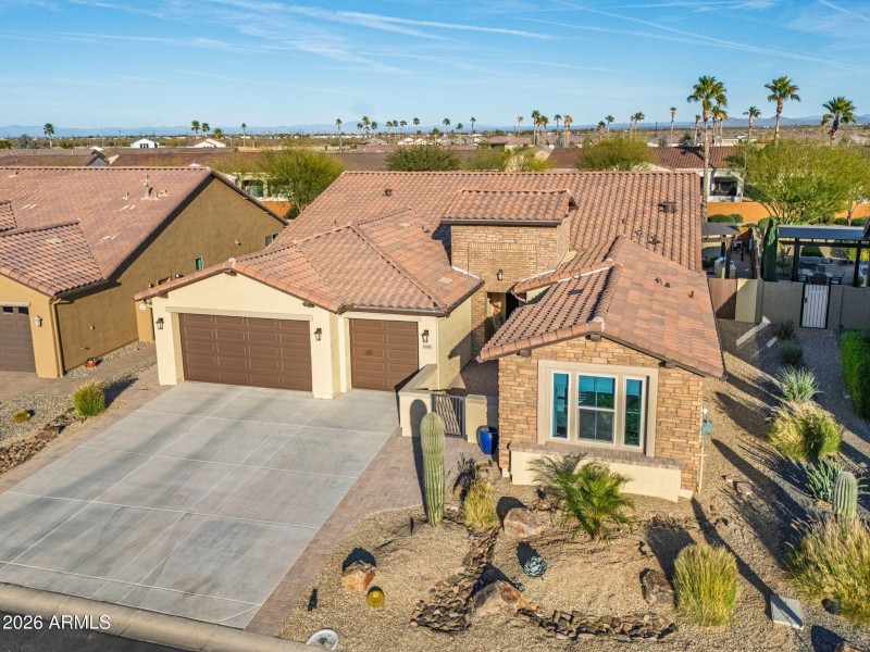 5-web-or-mls-5691 N Dakota Dr-5