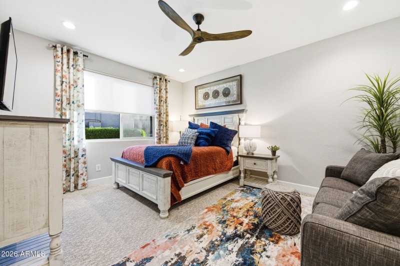 10-web-or-mls-5691 N Dakota Dr-10