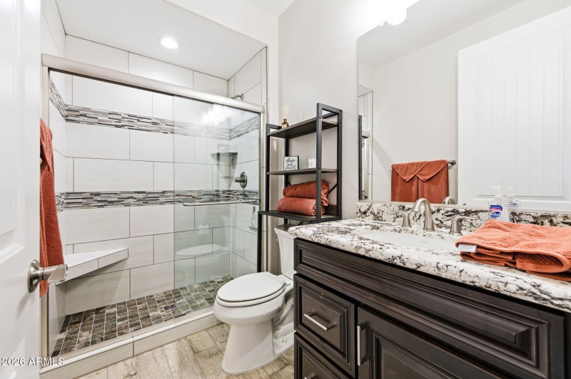 11-web-or-mls-5691 N Dakota Dr-11