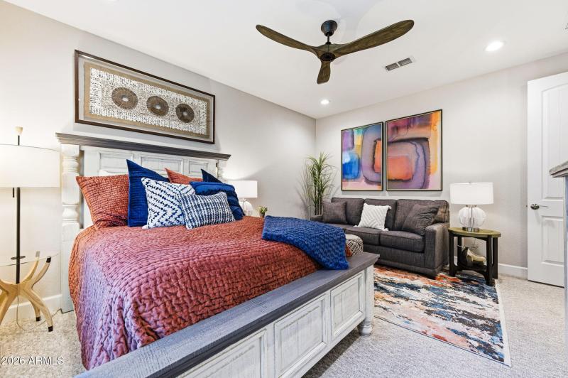 14-web-or-mls-5691 N Dakota Dr-14