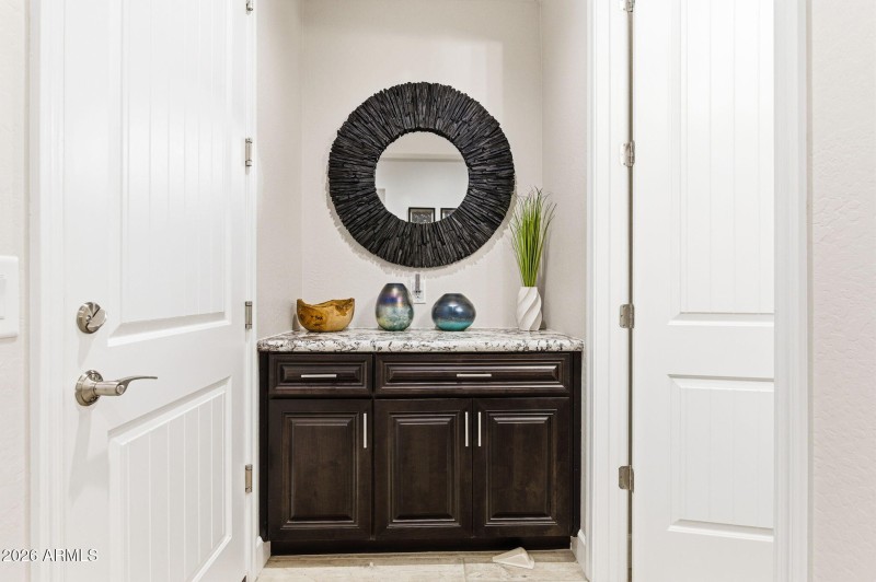 15-web-or-mls-5691 N Dakota Dr-15