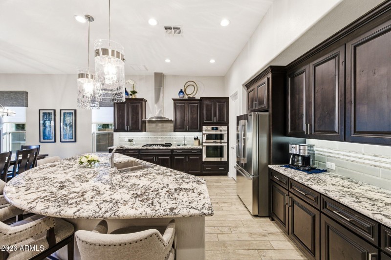 17-web-or-mls-5691 N Dakota Dr-17