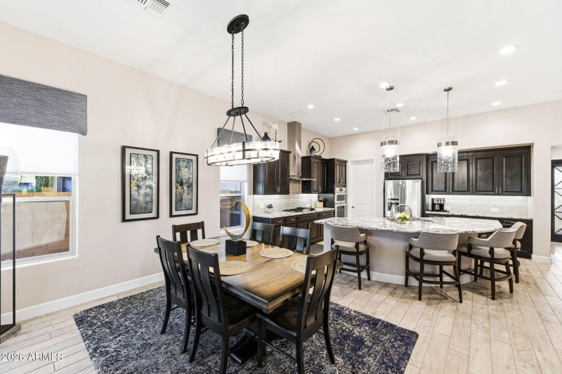 22-web-or-mls-5691 N Dakota Dr-22