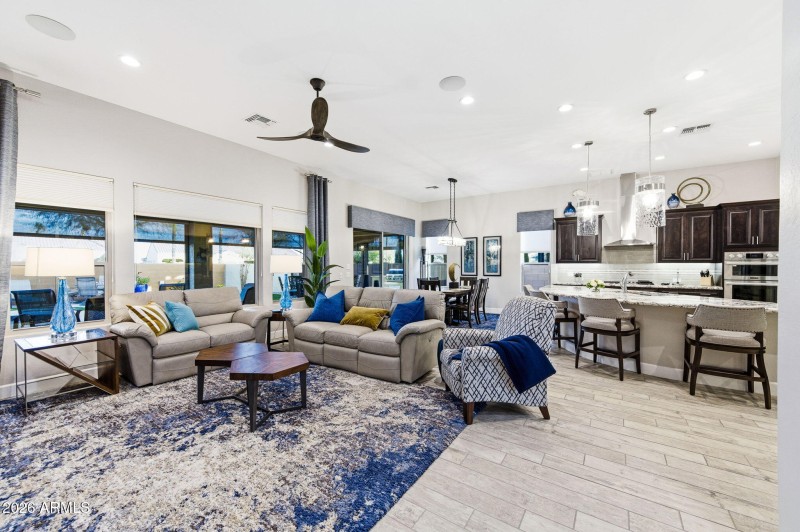 27-web-or-mls-5691 N Dakota Dr-27