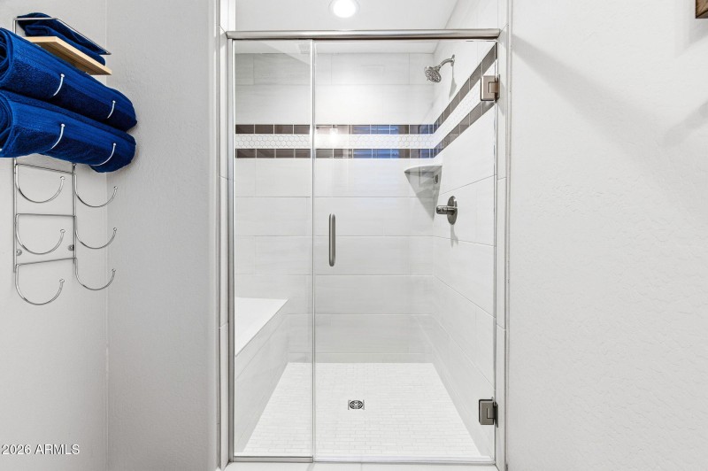 42-web-or-mls-5691 N Dakota Dr-42