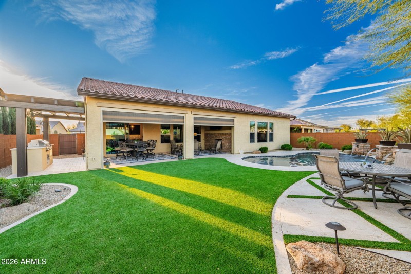 53-web-or-mls-5691 N Dakota Dr-53