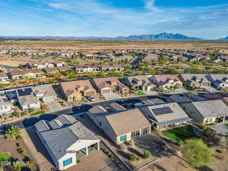 55-web-or-mls-5691 N Dakota Dr-55