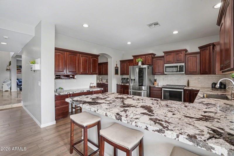 18-web-or-mls-Untitled-18