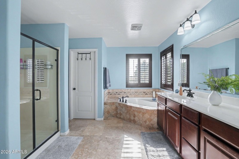 41-web-or-mls-Untitled-41