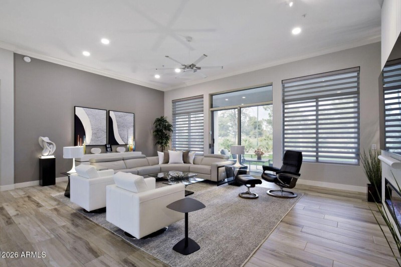 006 - 06 Living Room