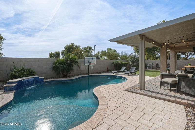 50-web-or-mls-Untitled-50