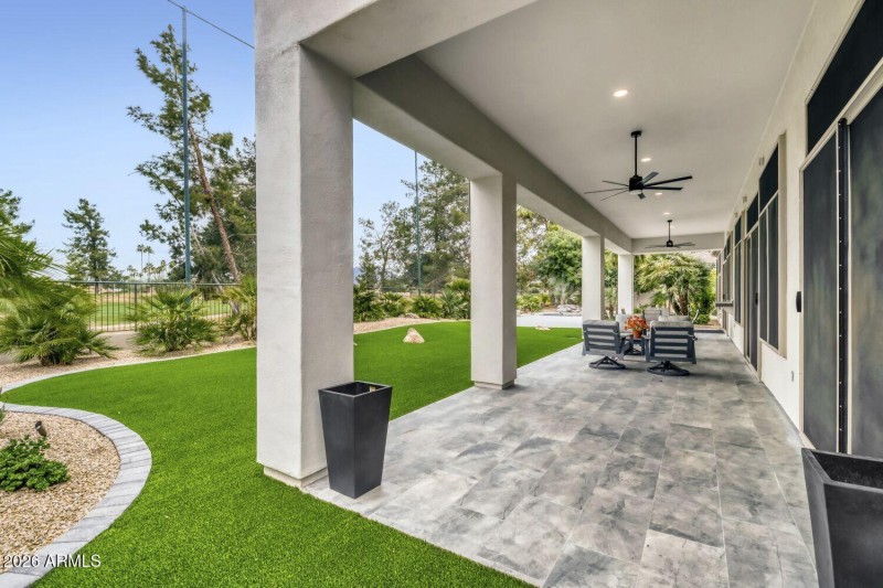 034 - 34 Exterior Rear