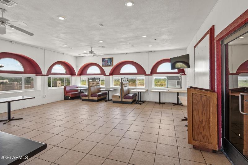 JL_1481WHwy89A-interiors-34