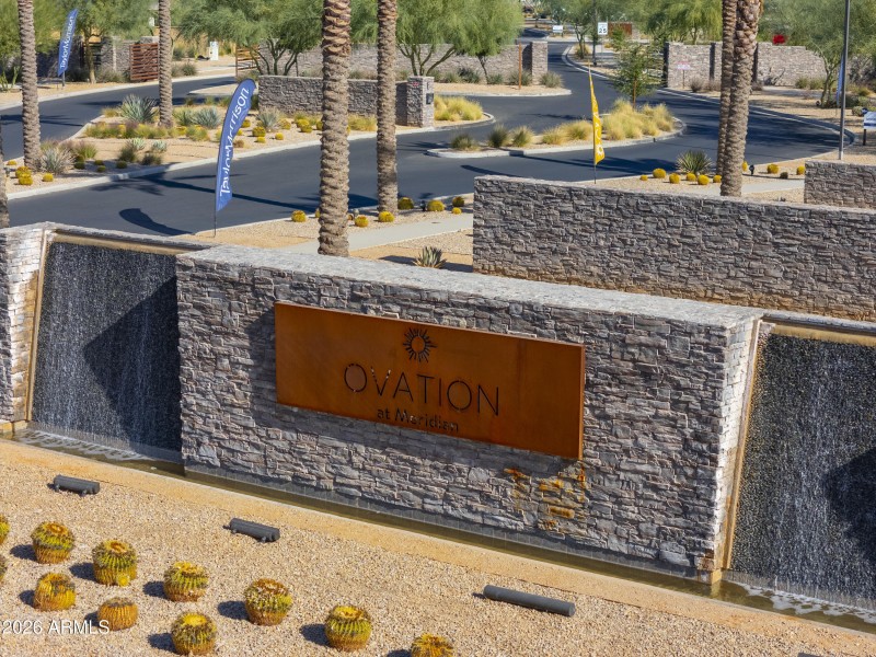 1256 W Silver Creek Ln