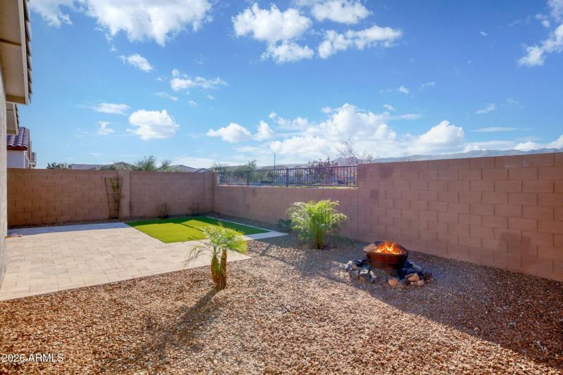 1313 E Glass Ln Phoenix - 345