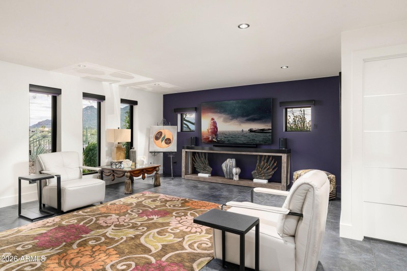 Ensuite Guest Bedroom/Media Room