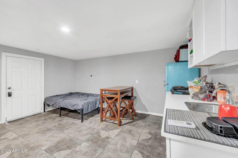 2302 E Yale Street, Phoenix, AZ 85006