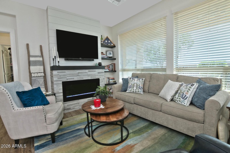 825 E Cobble Stone Dr San Tan-large-014-