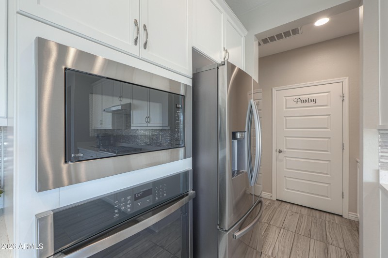 1256 W Silver Creek Ln