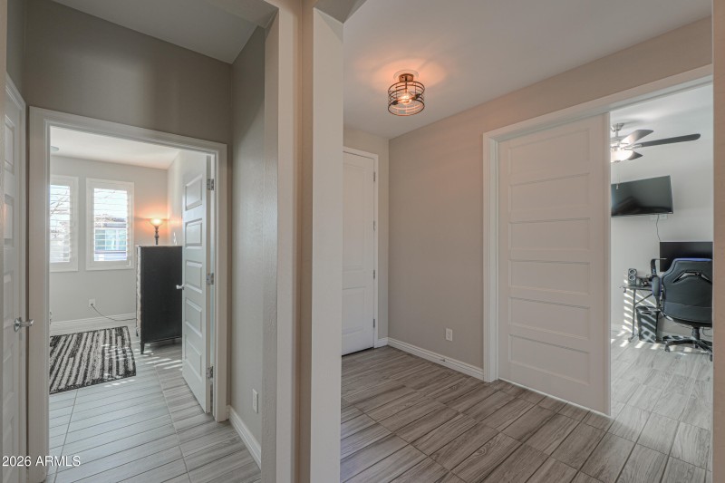 1256 W Silver Creek Ln