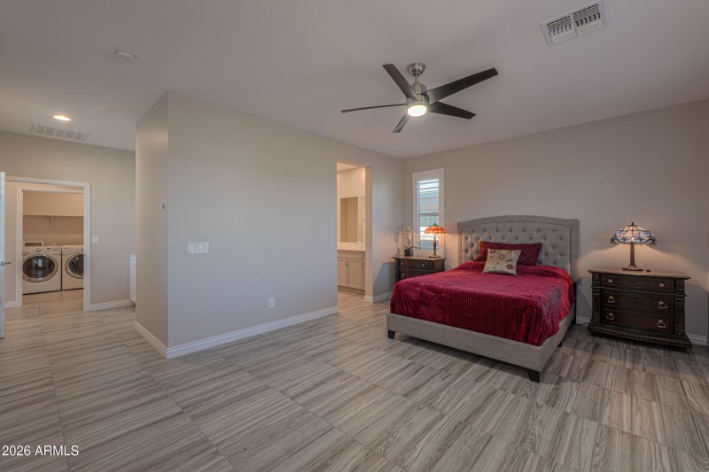 1256 W Silver Creek Ln