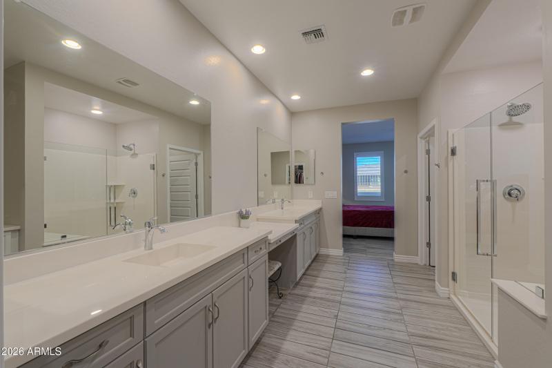 1256 W Silver Creek Ln