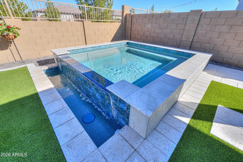 1256 W Silver Creek Ln