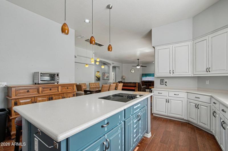 19-web-or-mls-E Nisbet Rd-S2801-017