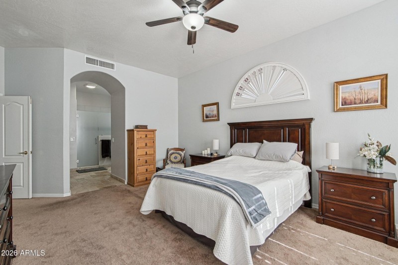 23-web-or-mls-E Nisbet Rd-S2801-021