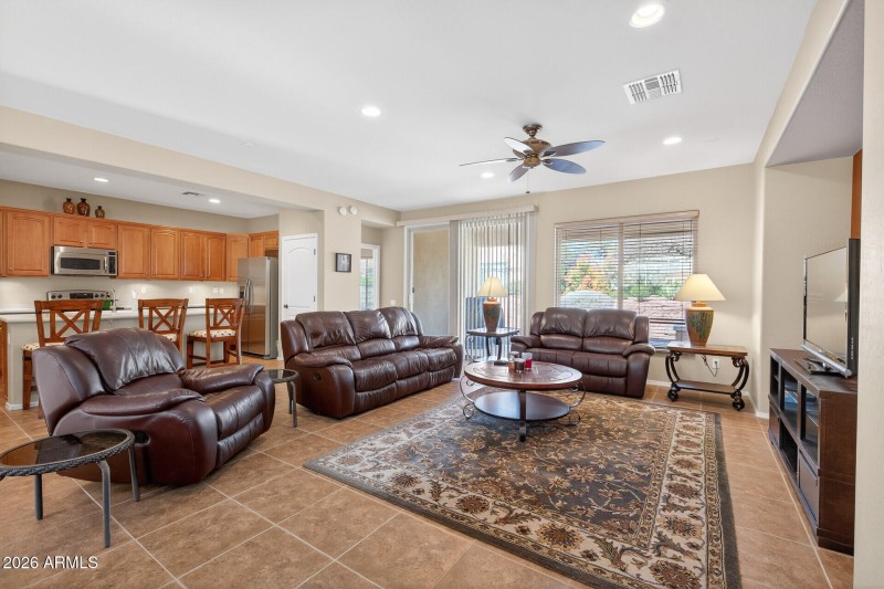 17_13650_W_Nogales_Dr16_mls