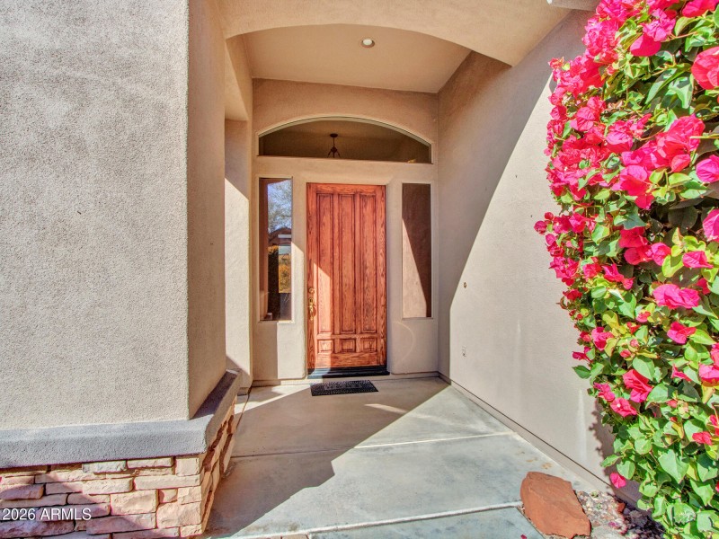 02-Courtyard--Front-door