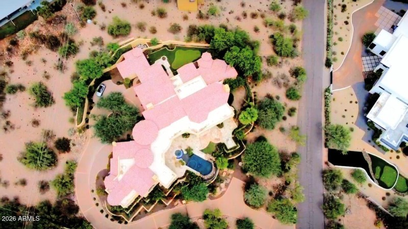 1.18 ACRES on CAMELBACK MOUNTAIN