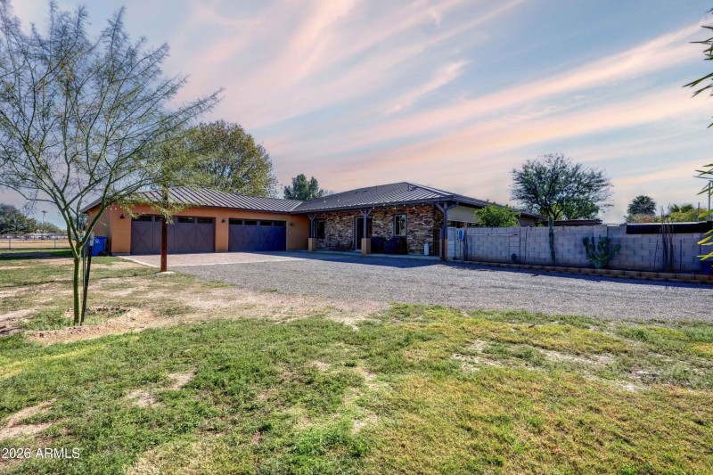 19312 E Via De Palmas