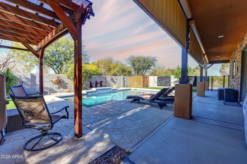 19312 E Via De Palmas